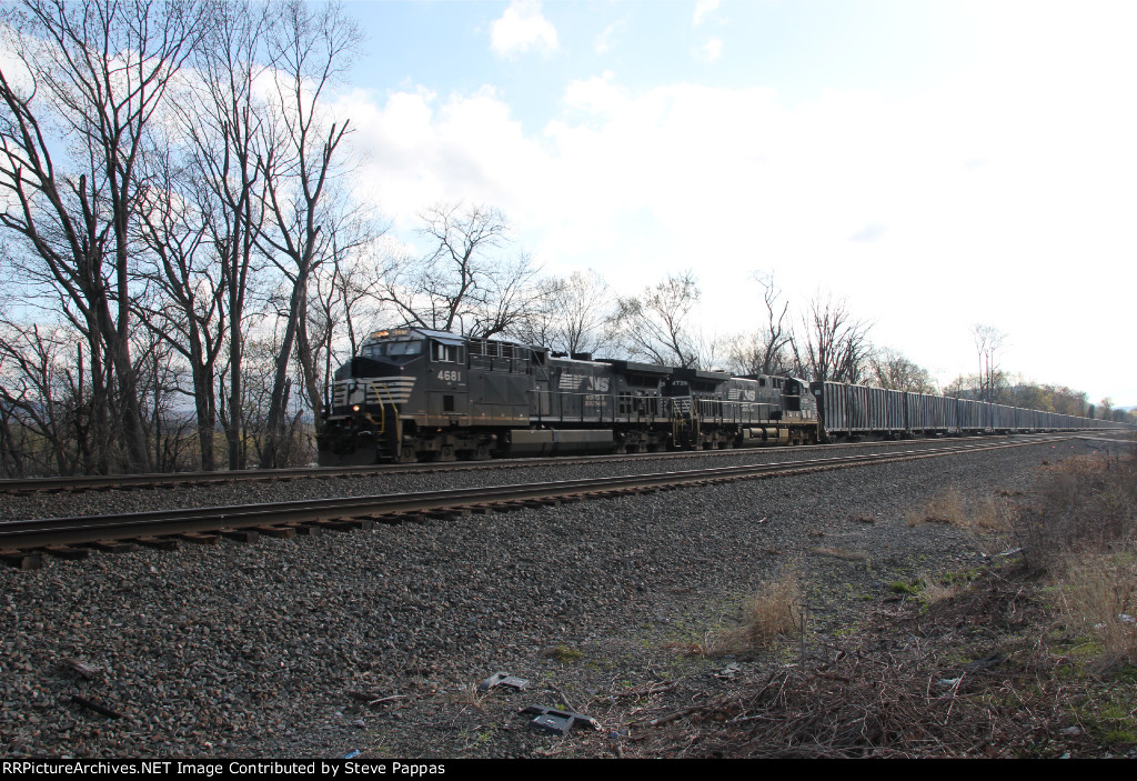 NS  train 63V through Cove PA with 4681 leading